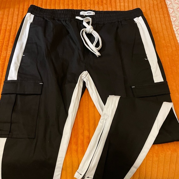 Travis Cargo Pants - Picture 1 of 3